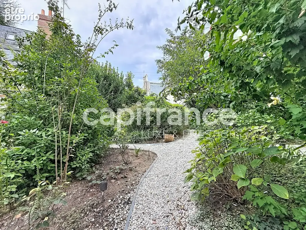 Appartement 167 m2 avec rez-de-jardin et parking, tout proche de Tours - photo 11