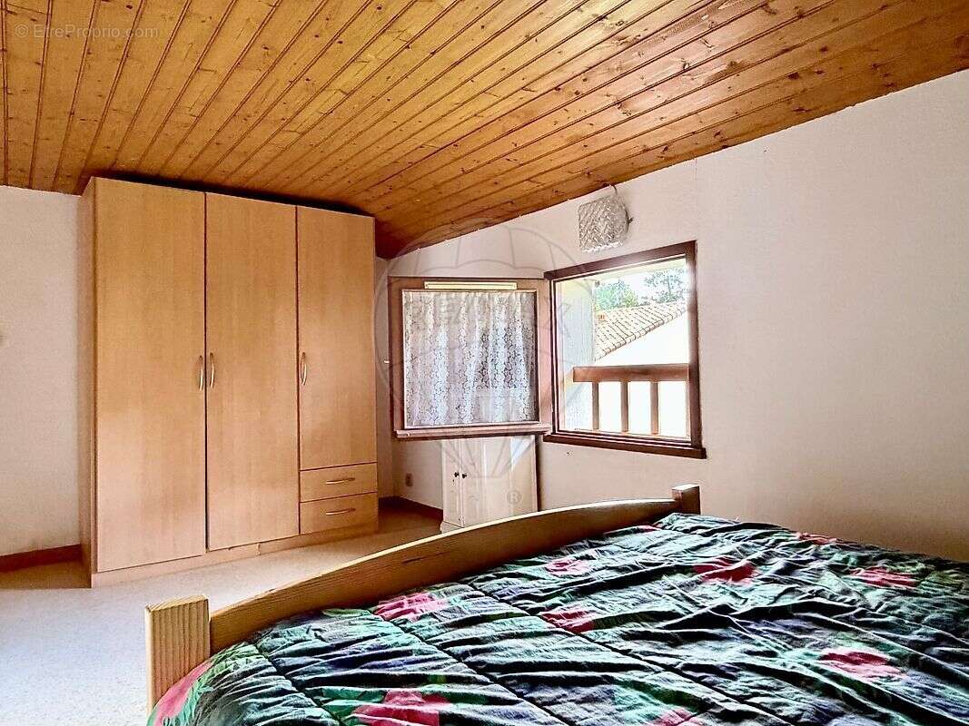 Maison à LES MATHES