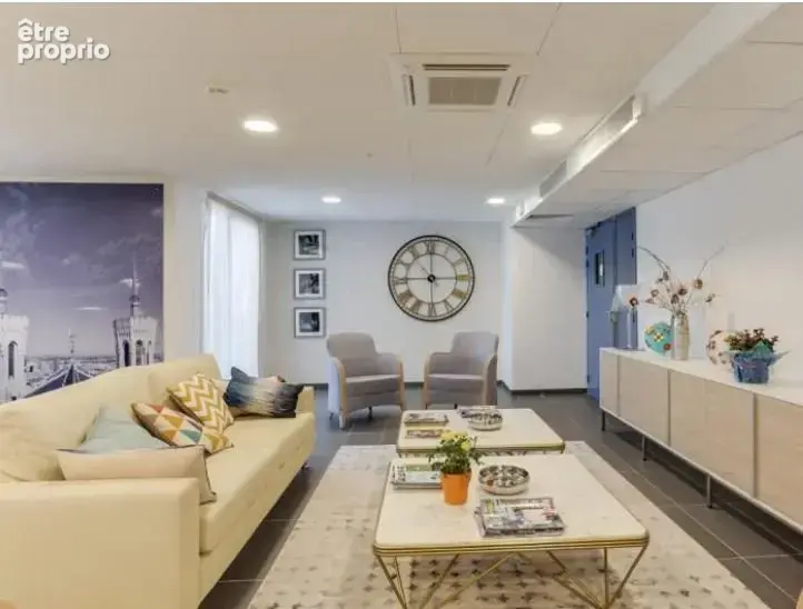INVESTISSEMENT LOCATIF  BOURGOIN-JALLIEU  Résidence Seniors Les Girandières  6,43 % de rentabilité - photo 8
