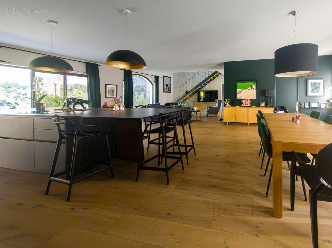 Maison à SAINT-SATUR