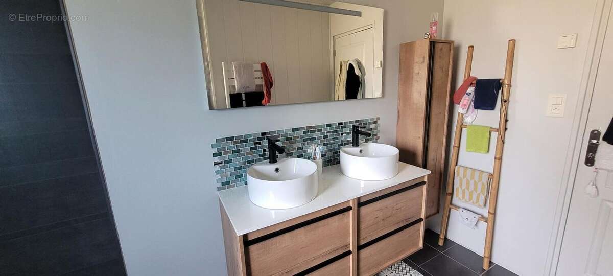 Photo 8 - Maison à SAINT-JEAN-BREVELAY