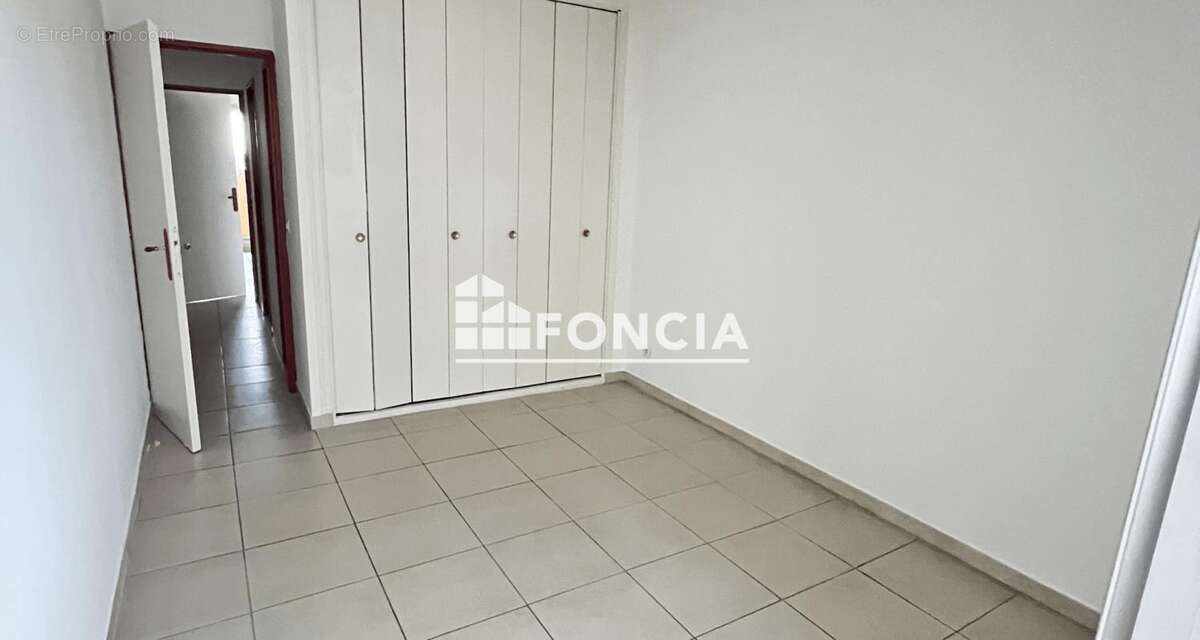 Appartement à LA LONDE-LES-MAURES