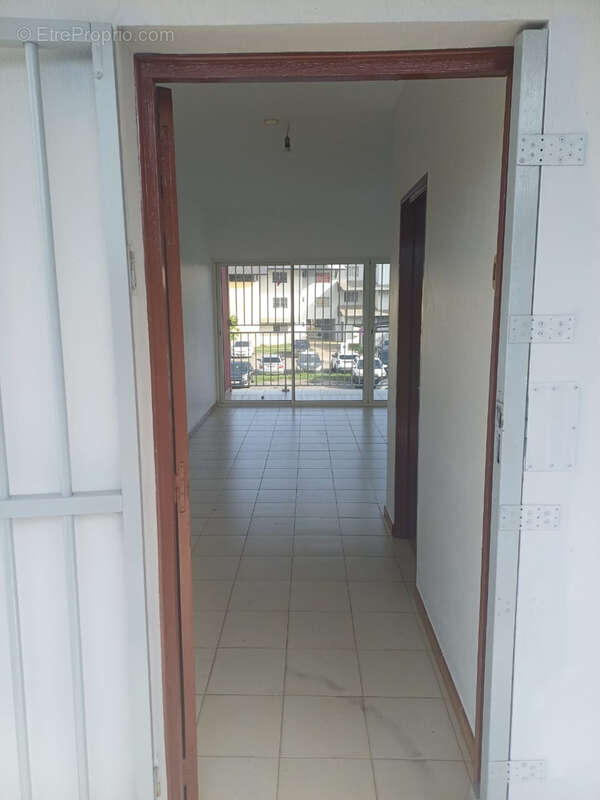 Appartement à KOUROU