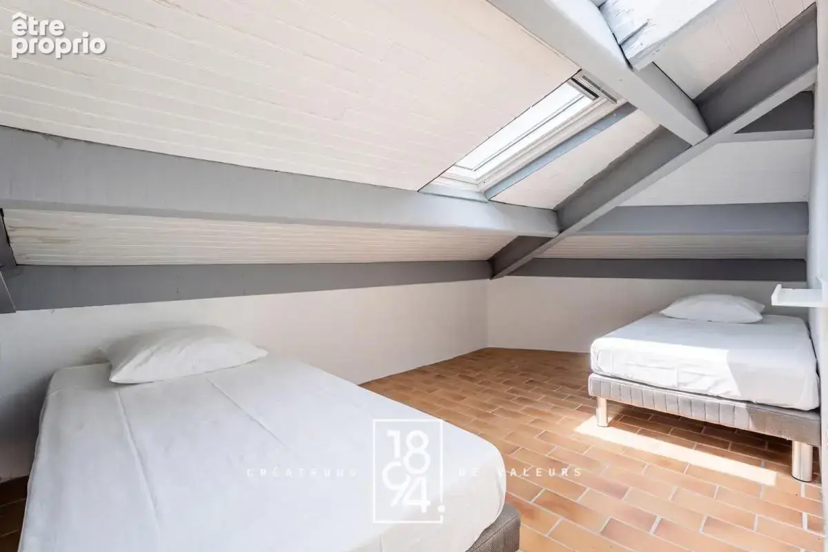 Duplex cassis 13260- au cœur du village- à 1 minute du port - photo 9