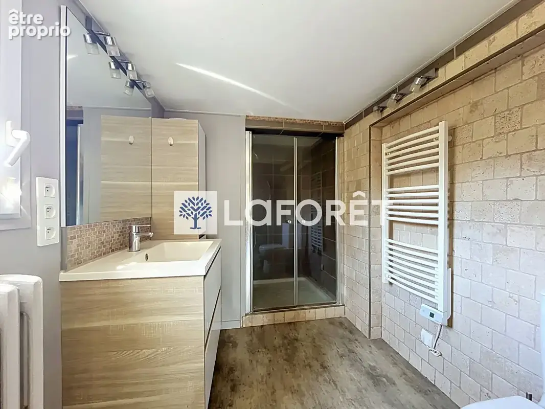 Au coeur du village de Chavenay, charmante maison ancienne de 97 m² - photo 5