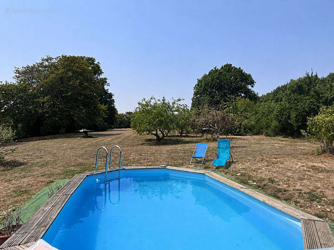 Maison de Campagne, Dépendances, Terrain et Potentiel de Gîte / Maison d'Hôtes - photo 11