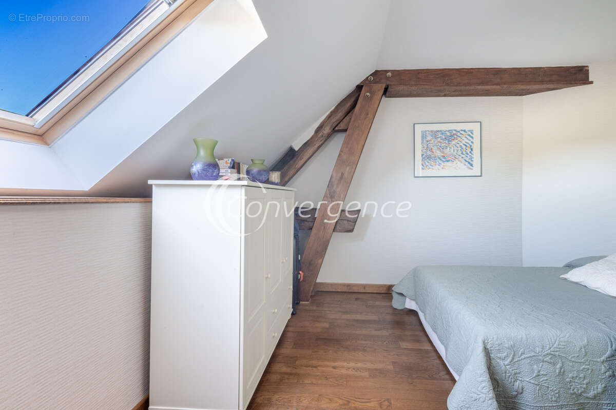 Maison à SAINT-GERMAIN-LES-BELLES