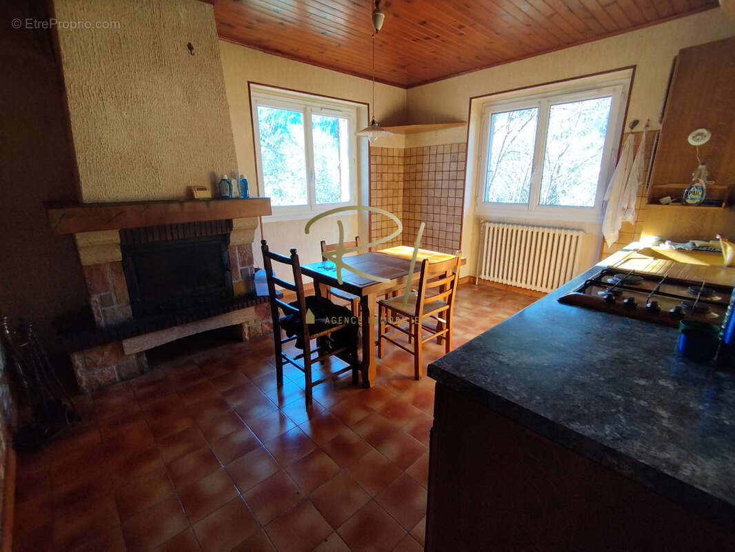 A VENDRE Maison de 75m2 au calme Peyremale - photo 8