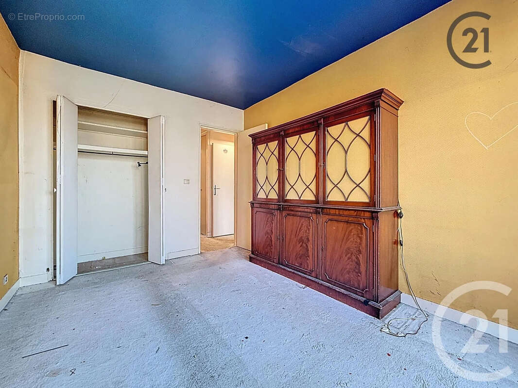 Appartement à BRIE-COMTE-ROBERT