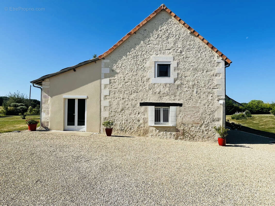 Maison à PAIZAY-LE-SEC