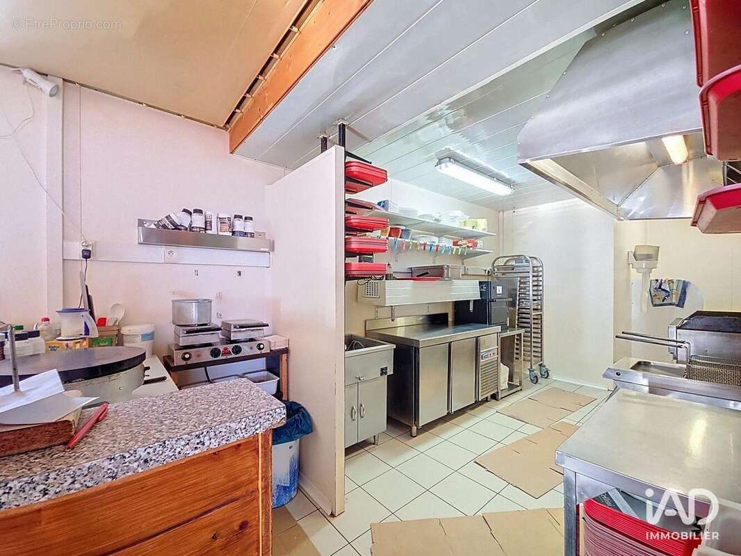 Photo 9 - Commerce à PREMANON