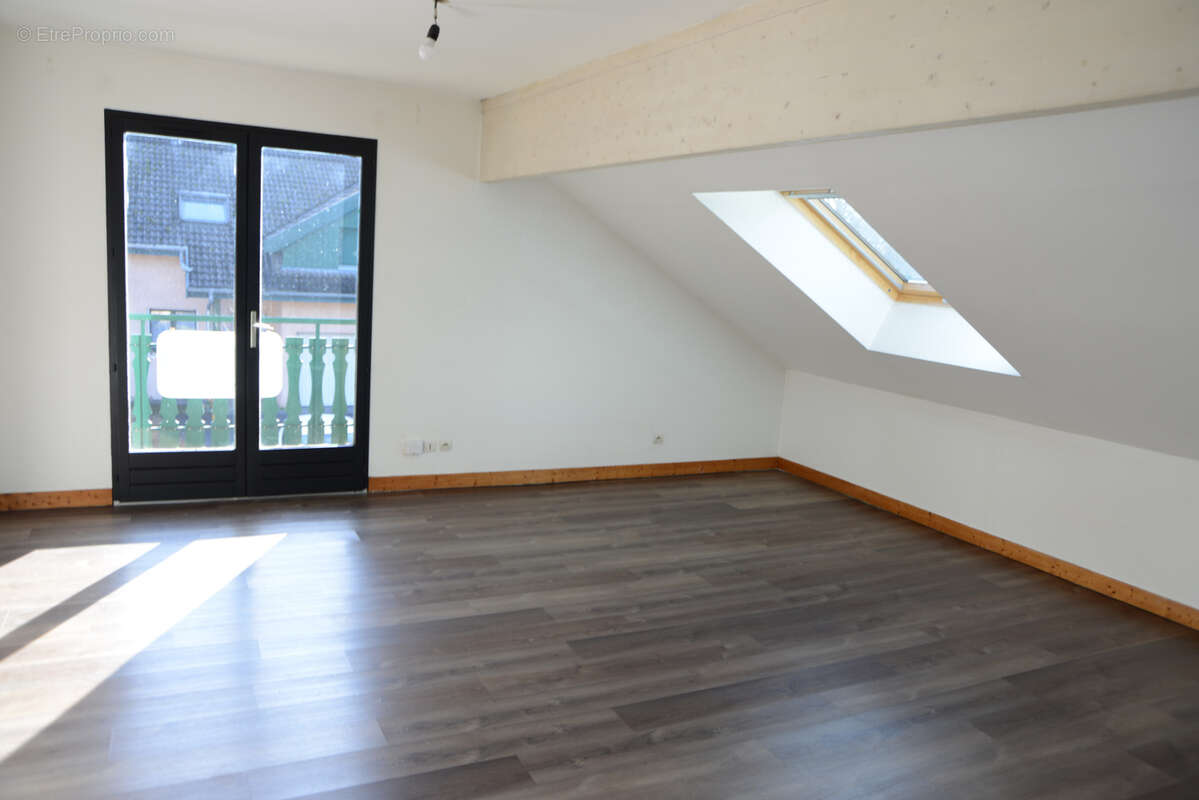 Appartement à LATHUILE