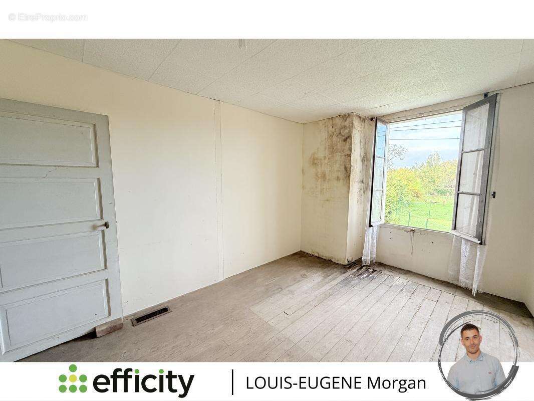 Maison à CHAMPAGNE-MOUTON