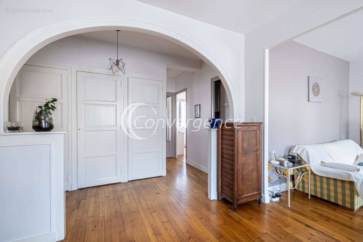 Appartement T3 - entièrement rénové - Limoges centre - - photo 3