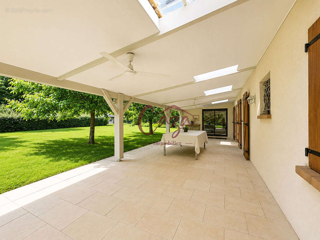 Maison Creon 8 pièce(s) 159 m2 - photo 2