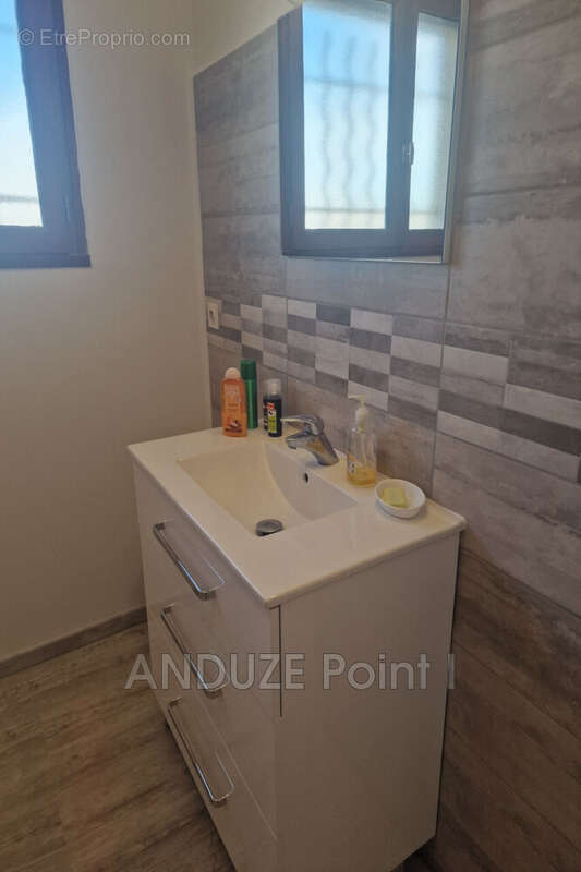 Maison à BOISSET-ET-GAUJAC