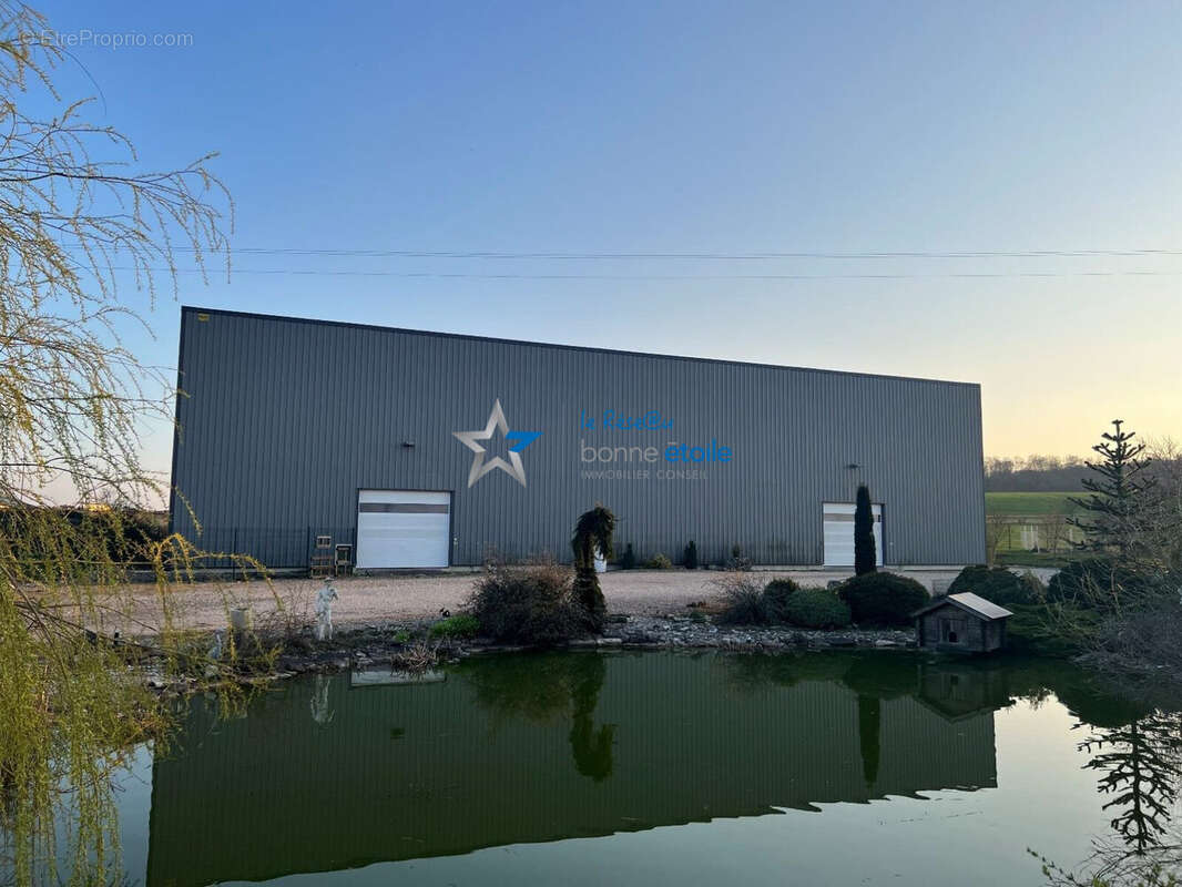 Commerce à COLOMBEY-LES-DEUX-EGLISES