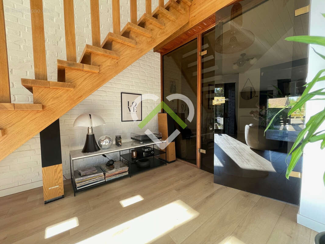 Maison à LOUVIL
