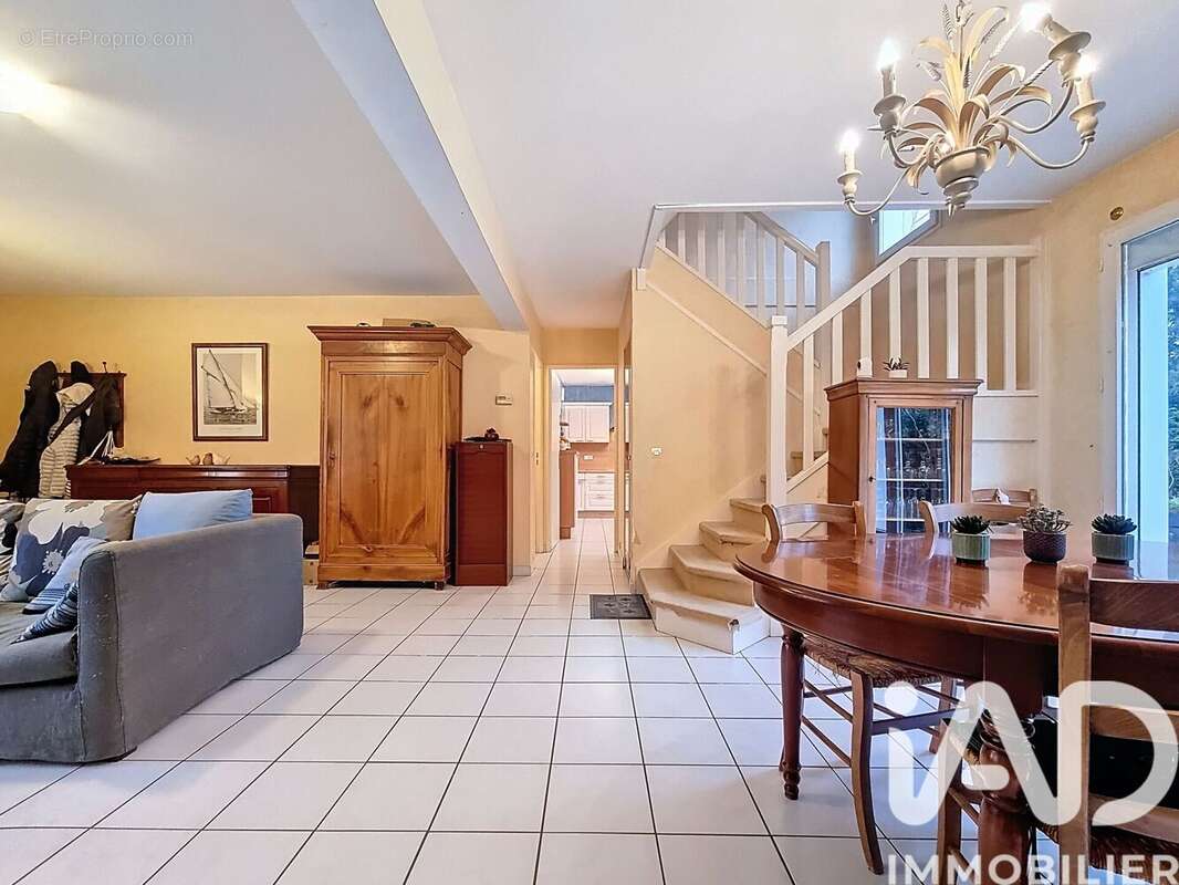 Photo 7 - Maison à CHEVRY-COSSIGNY