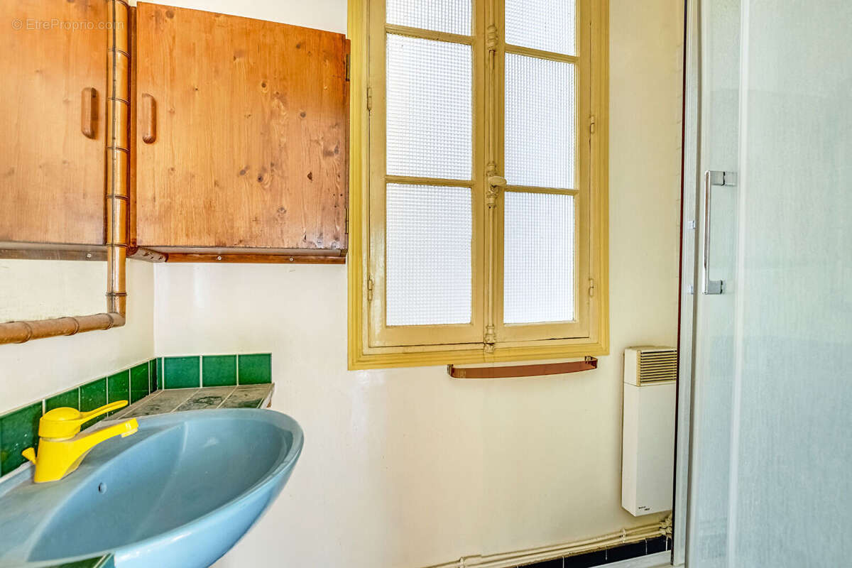 Appartement à PARIS-19E