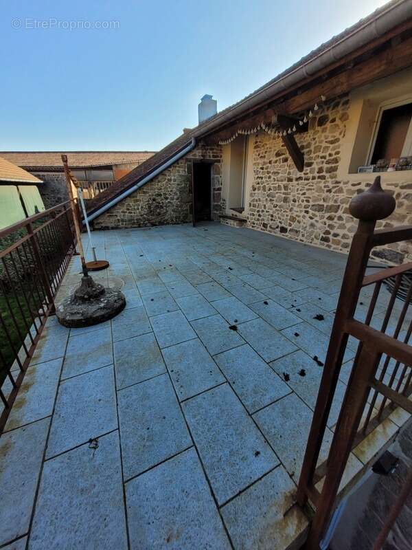 Maison à MARTIGNY-LE-COMTE