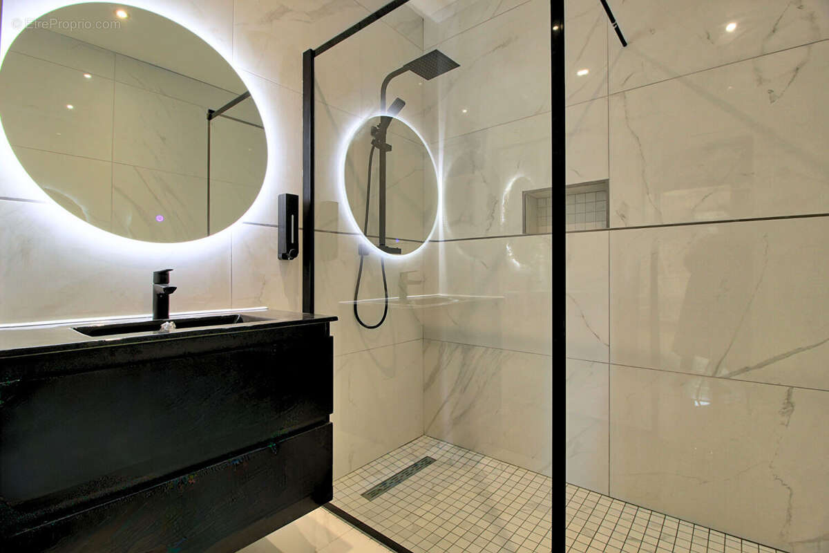 Maison à SAINT-ERBLON