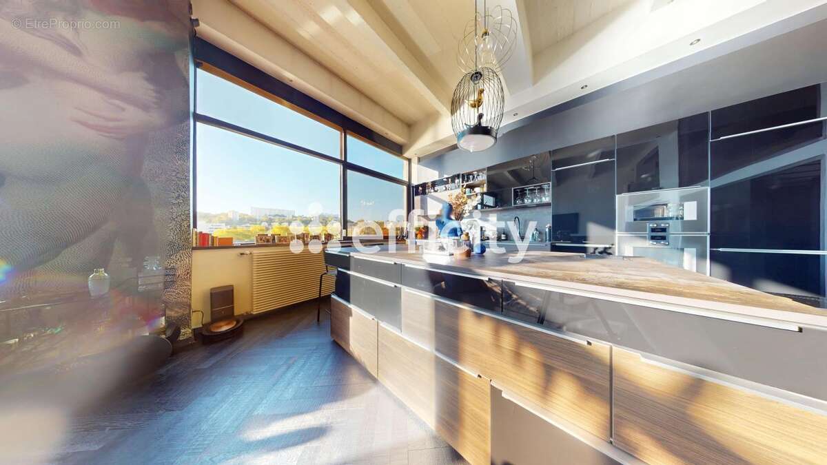 Appartement à LYON-4E