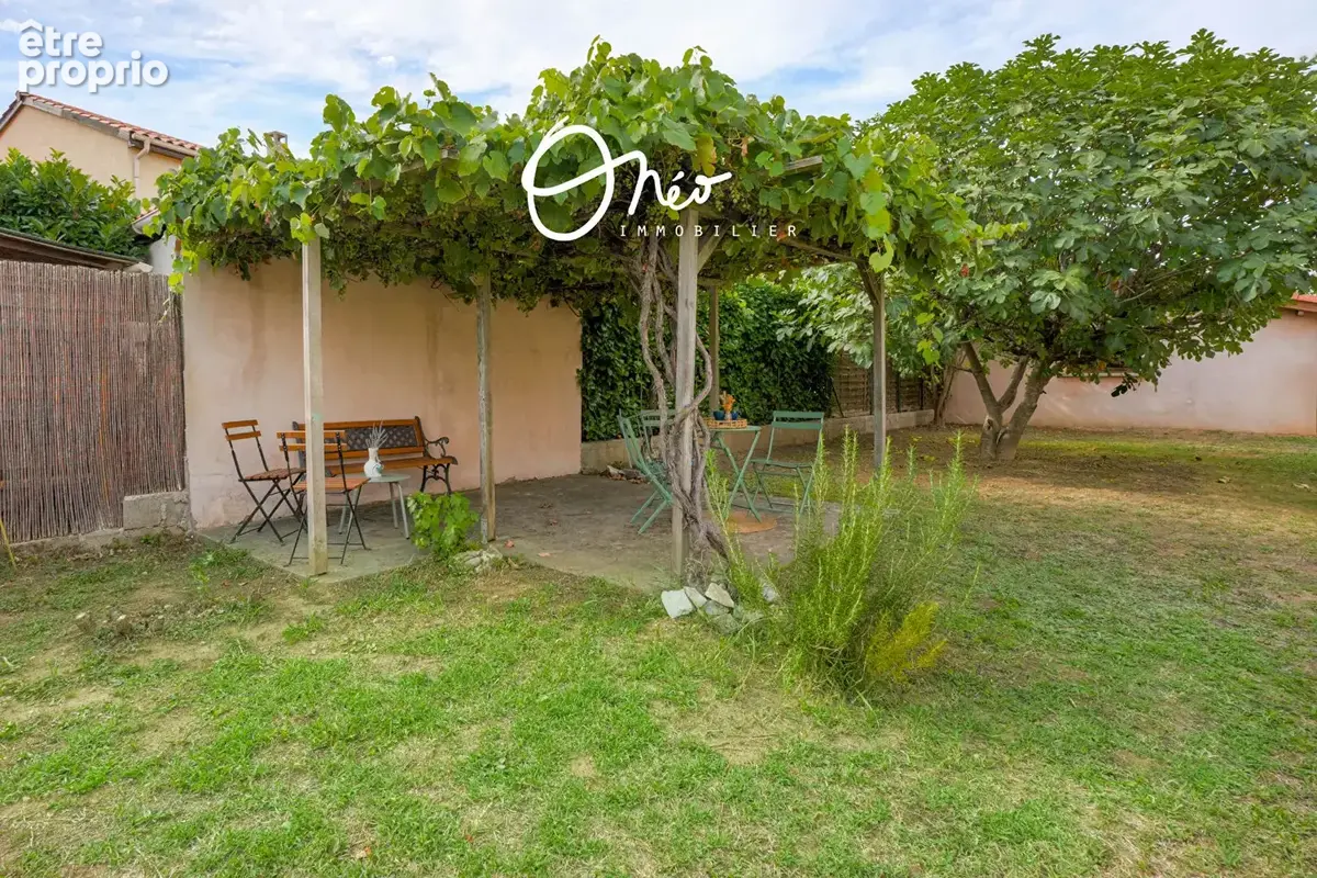 Maison 6 pièces de 113 m2 avec jardin et 2 garages à Mions - photo 5
