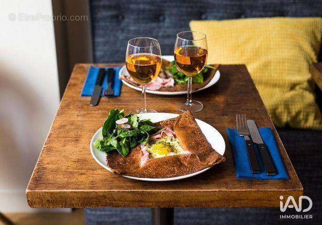 Photo 1 - Commerce à VIROFLAY