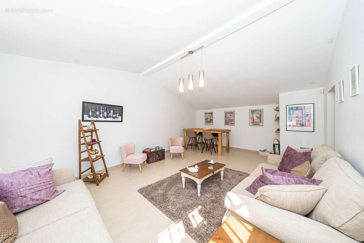 Maison à LA COLLE-SUR-LOUP