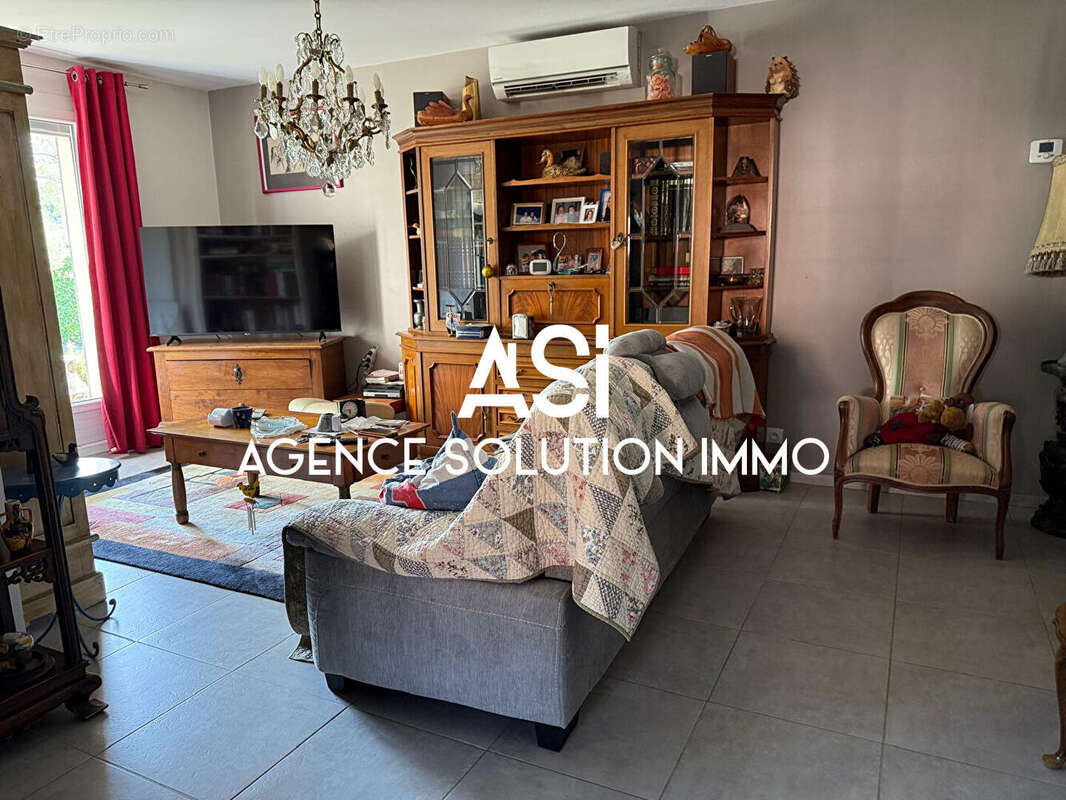 Maison à MONTELIMAR