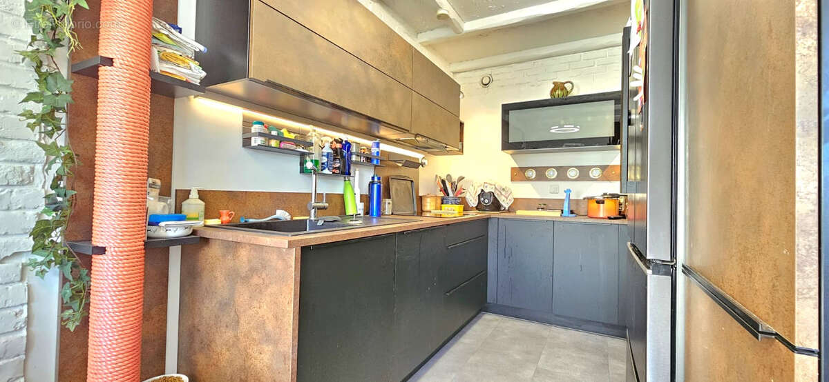 Appartement à LYON-8E