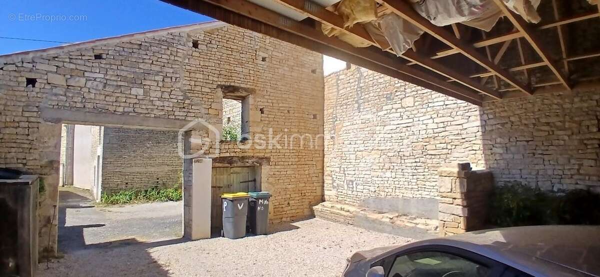 deumeure en pierre - photo 8