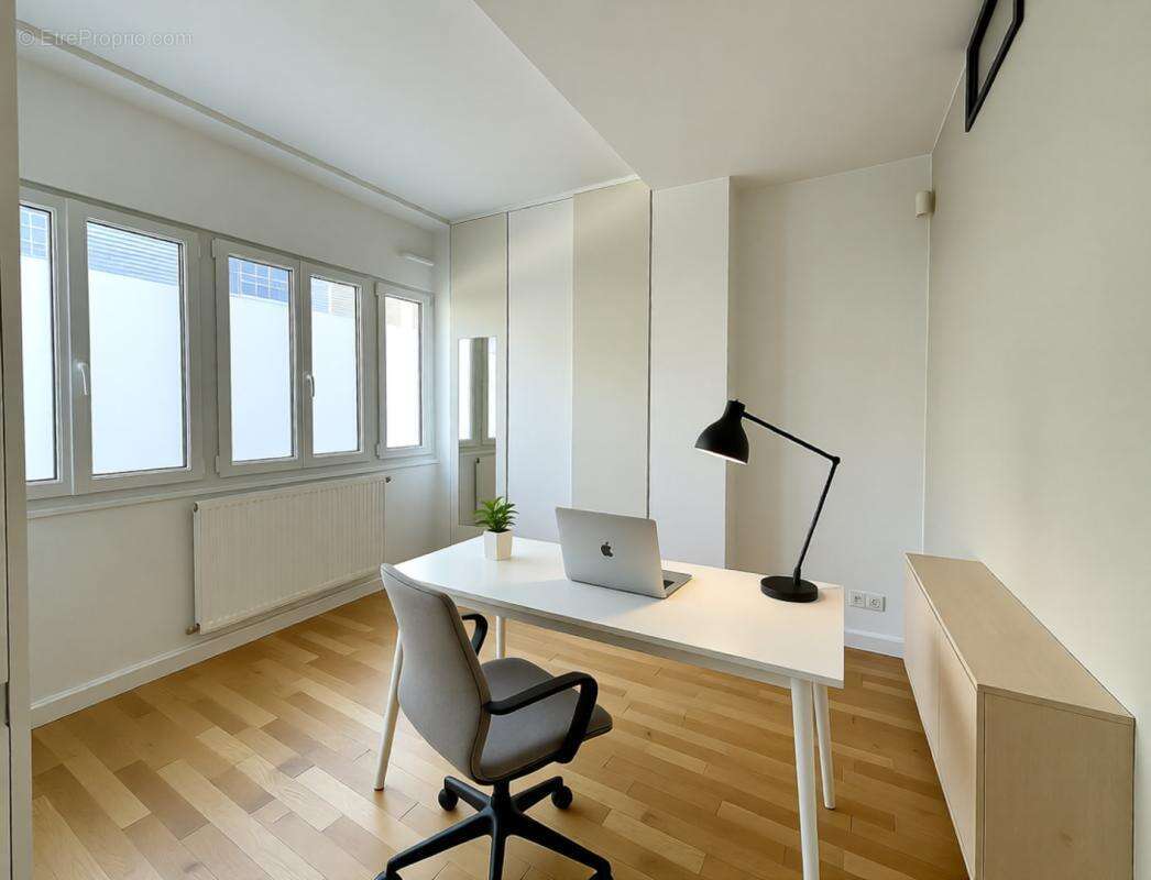 Appartement à BOIS-COLOMBES