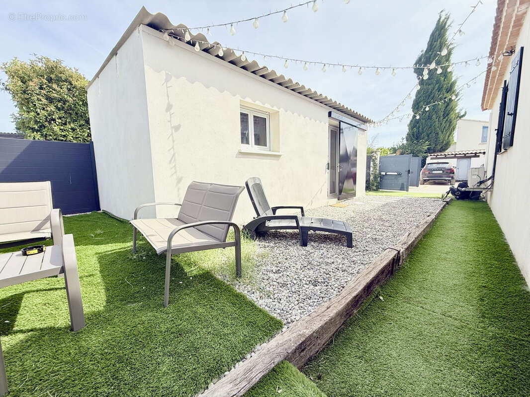 Maison à CLARENSAC