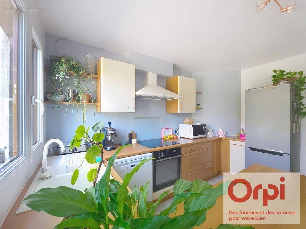 Appartement à ISSY-LES-MOULINEAUX