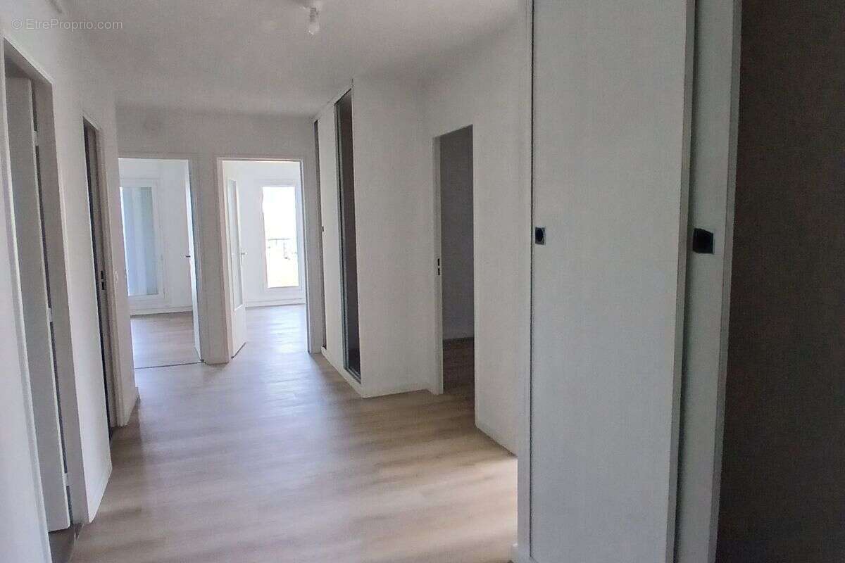 Appartement à MARSEILLE-11E