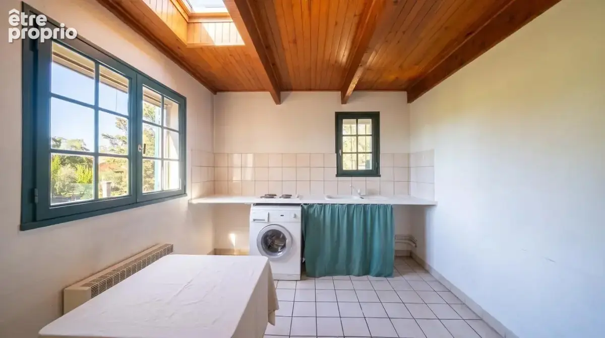 Référence : 7383-ABO - Villa de 5 chambres, terrain piscinable dans un environnement calme et privilégié à Eguilles - photo 13
