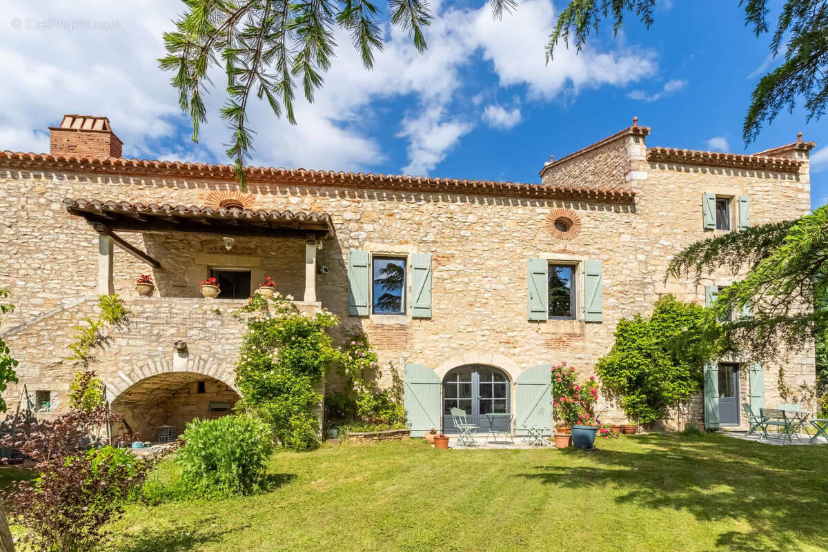 Maison à CAHORS