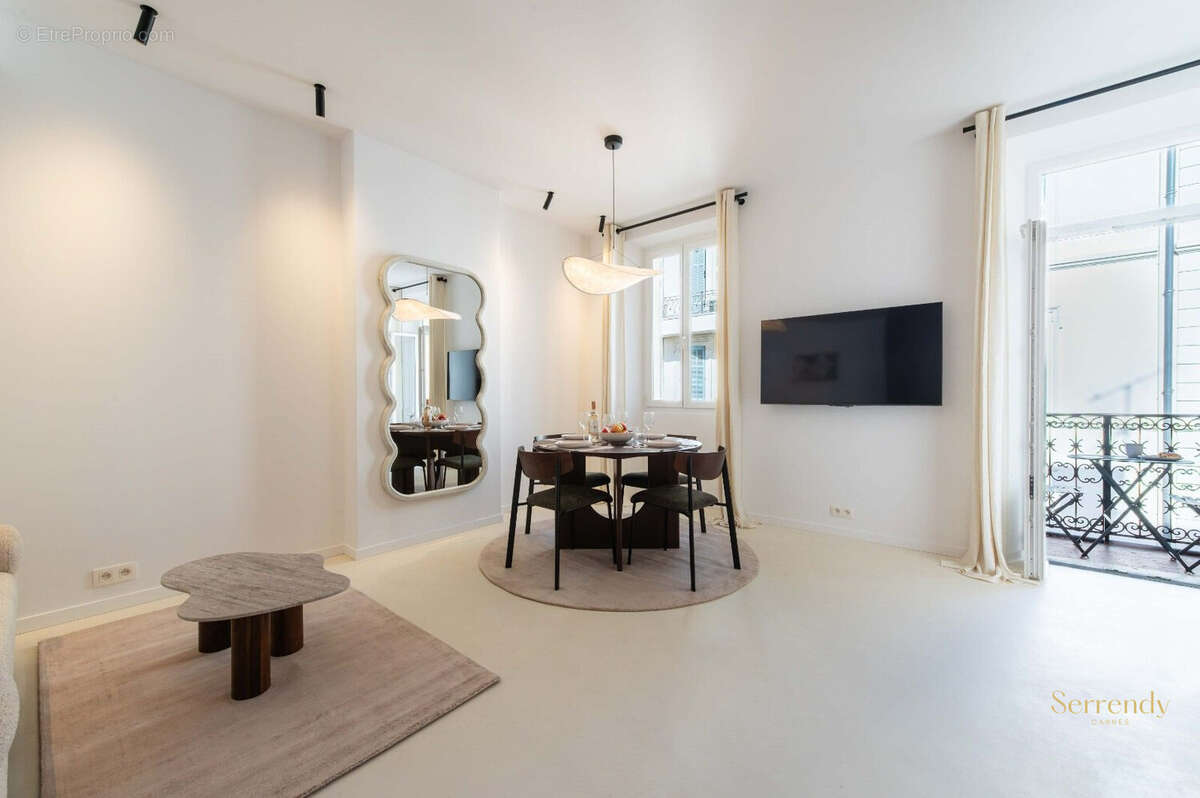 Appartement à CANNES