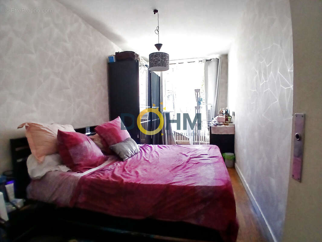 Appartement à SAINT-ETIENNE