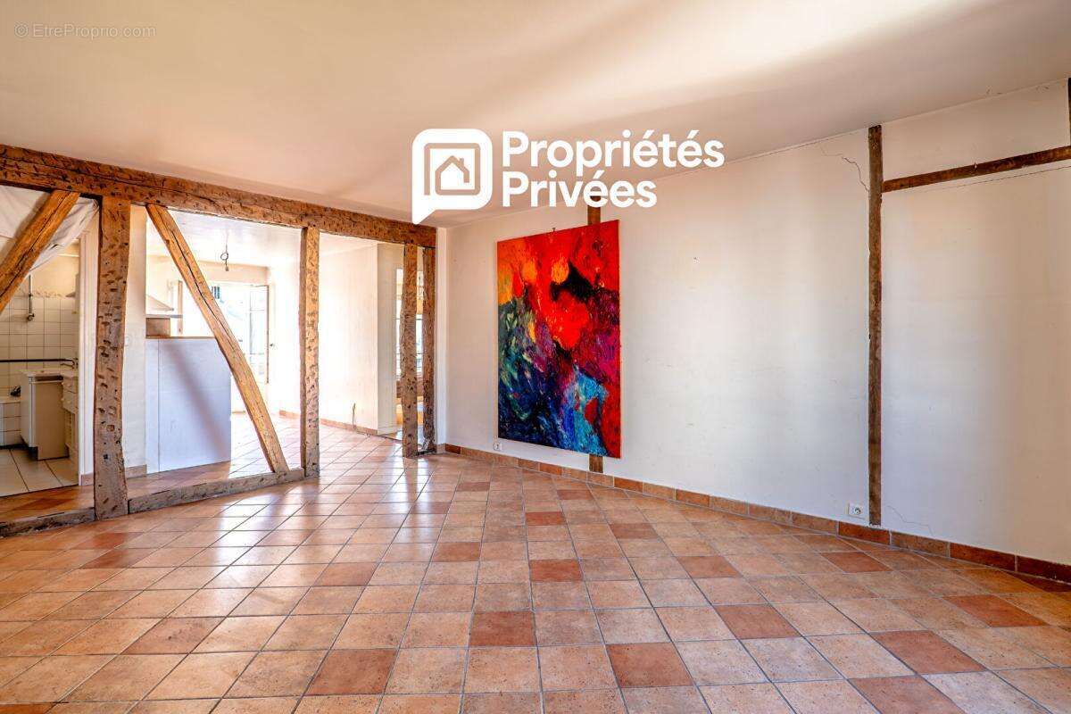 Appartement à PARIS-4E