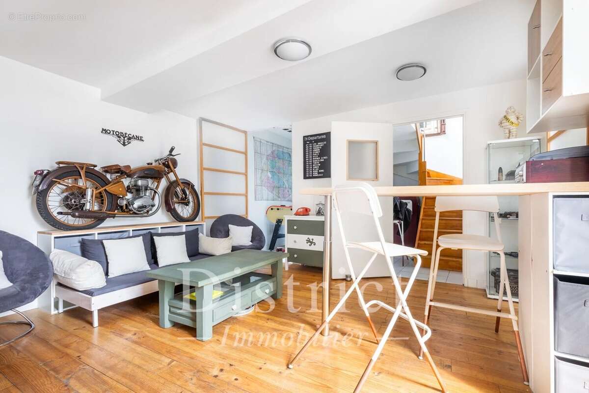 Appartement à PARIS-11E