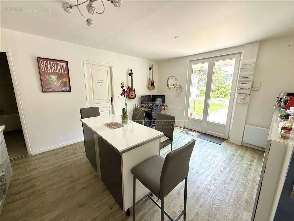 Maison à MILLY-LA-FORET