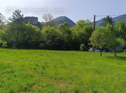 Terrain à SAVOILLAN