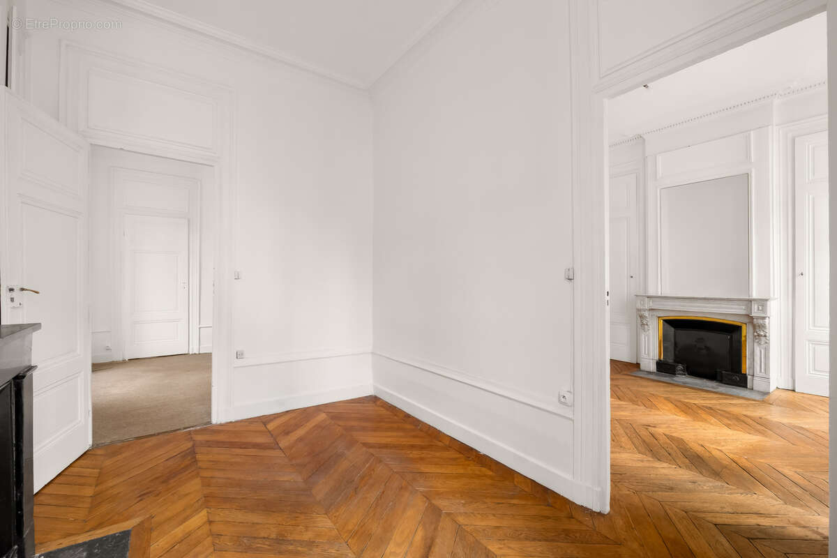 Appartement à LYON-6E