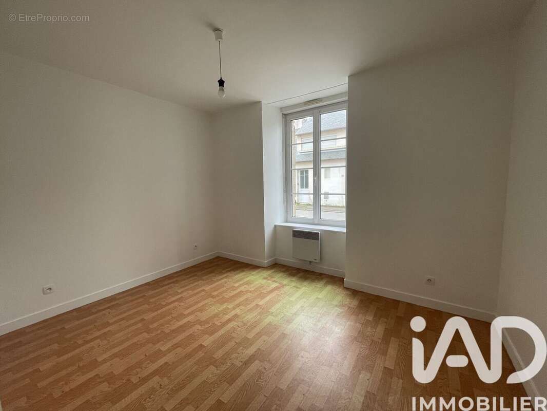 Photo 5 - Appartement à LA ROCHE-DERRIEN