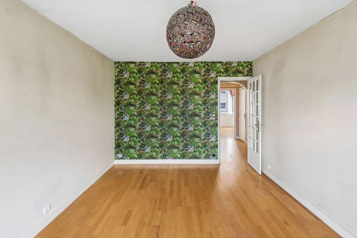 Appartement à SAINT-MAUR-DES-FOSSES