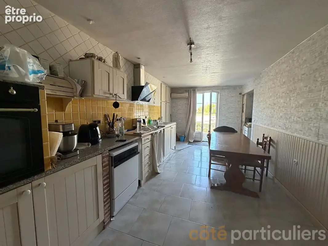 Maison de bourg sur 206m2 habitable située entre Lignieres et St Amand - photo 4