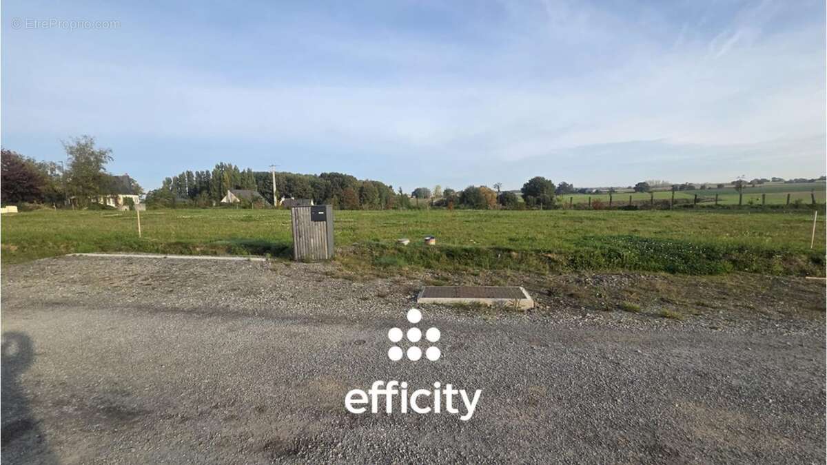 Terrain à MARCILLE-ROBERT